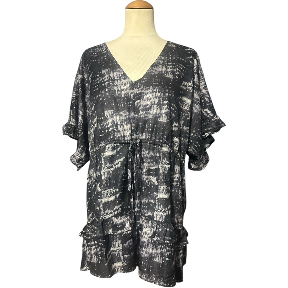 Storia Tie Waist Romper Black White Print Small